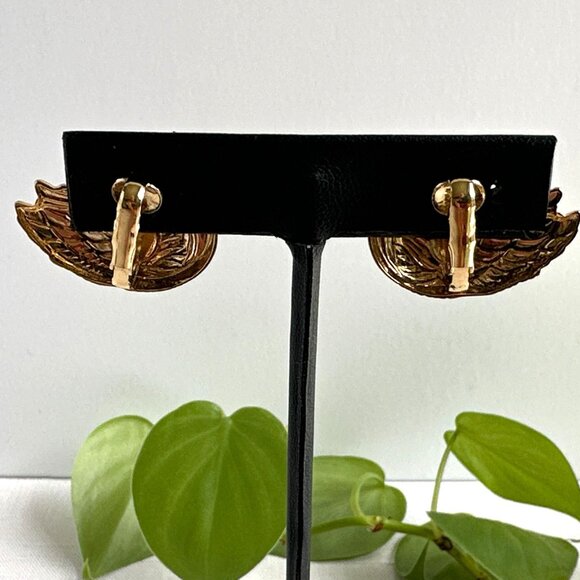 Vintage 1980s Avon Swan Clip-On Earrings Gold-Tone 1.5" Elegant Jewelry - Picture 6 of 8